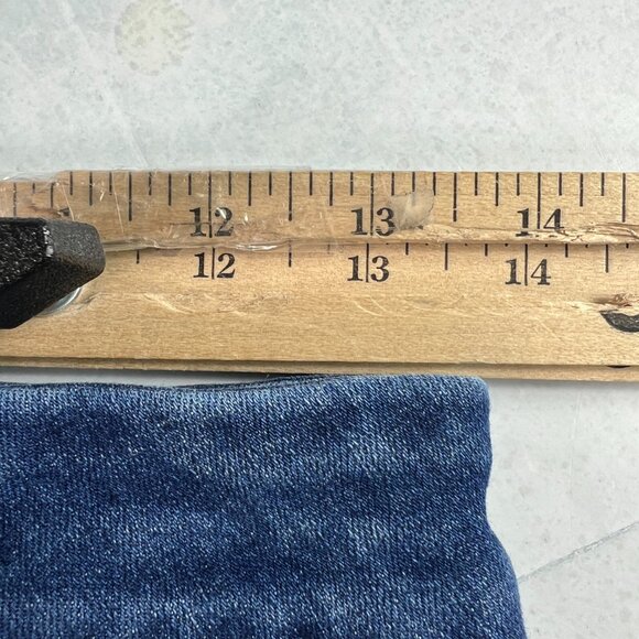 American Eagle Jeans Women's 27x33* Curvy Low Rise Kick Boot Blue Denim Tag 2 L - Picture 16 of 16